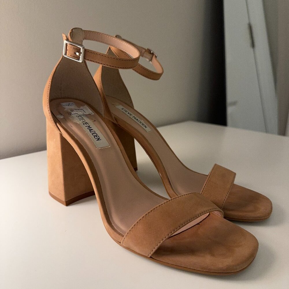 Womens Tan Heels